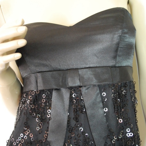 Betsey Johnson Evening Sequined Cocktail Dress 2 - Picture 3 of 6